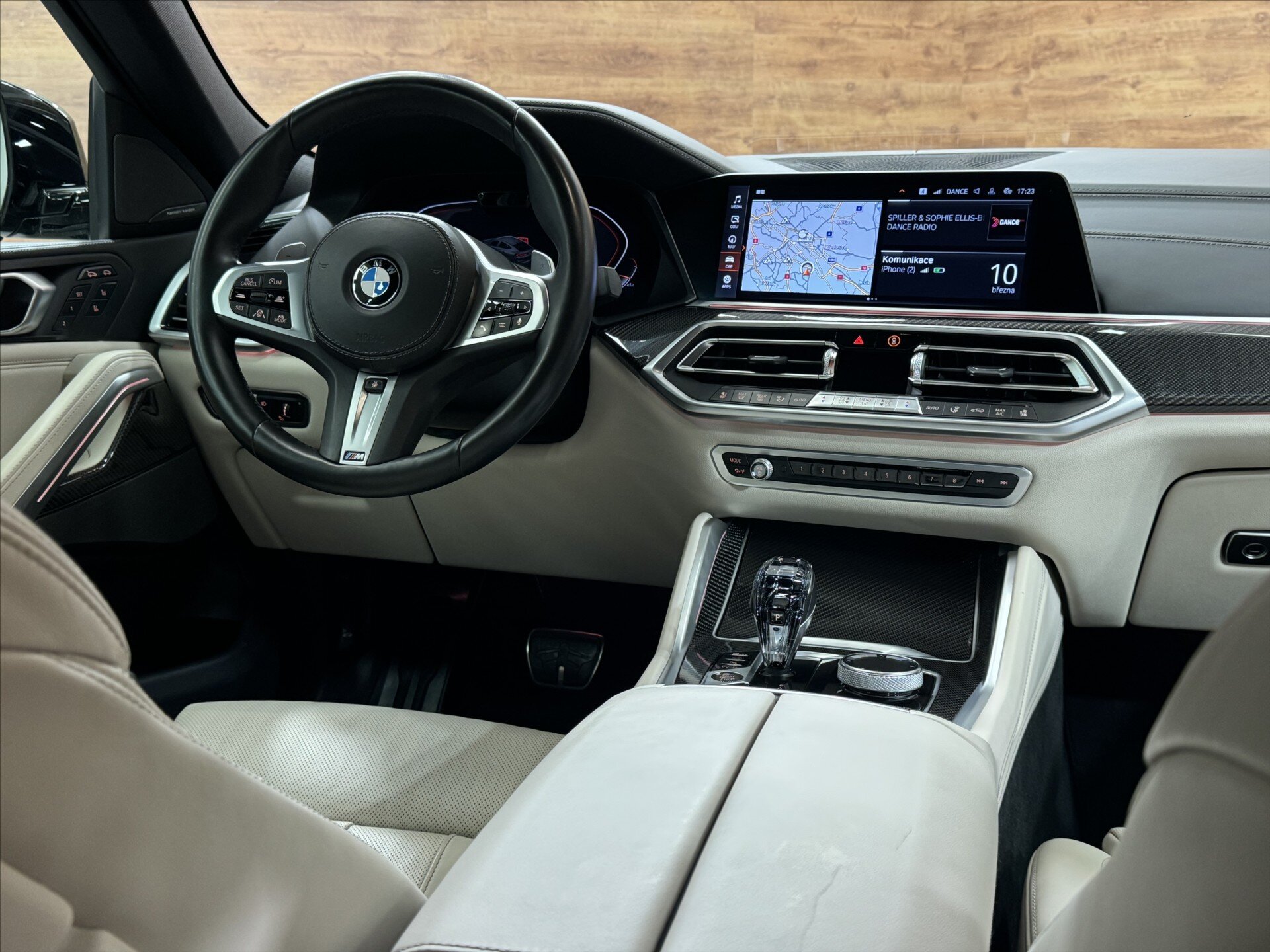 BMW X6 SUV / Terénní 3,0 l 250 kw