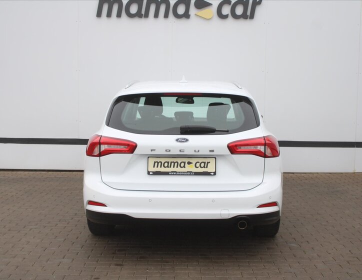 Ford Focus Kombi 999,0 74 kw