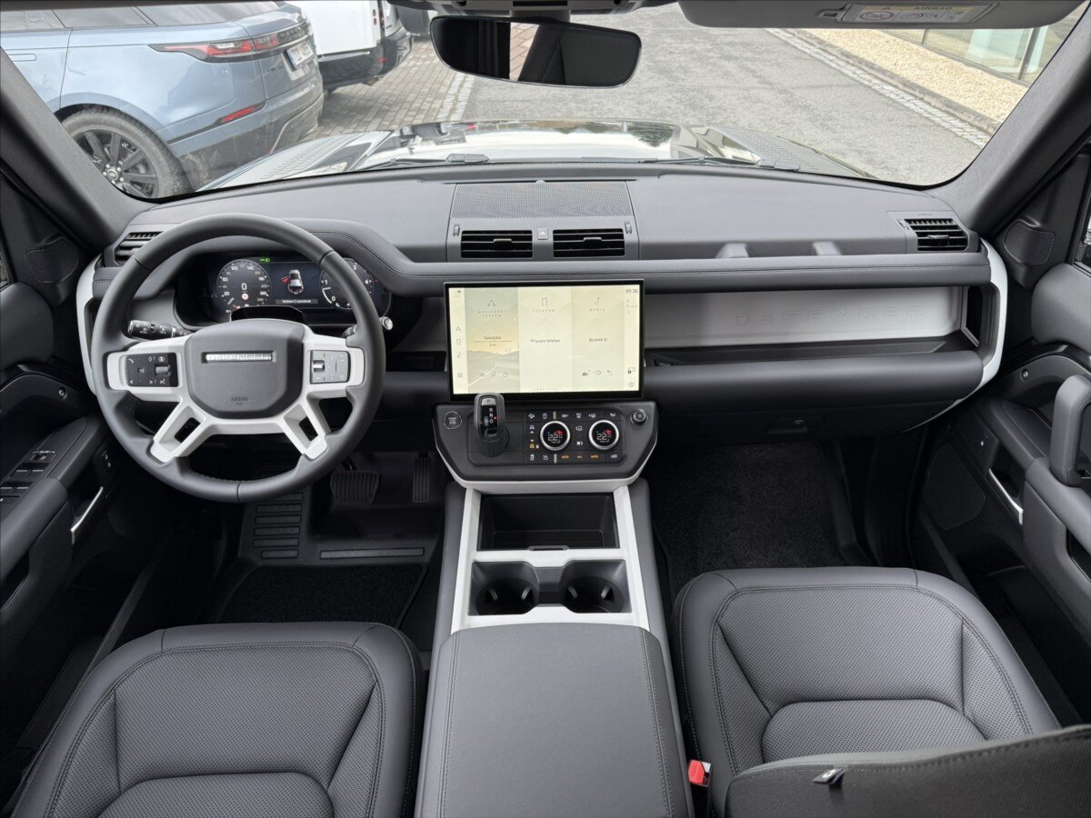 Land Rover Defender SUV / Terénní 3,0 l 147 kw