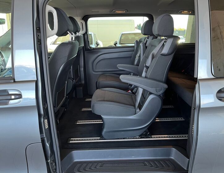 Mercedes-Benz Vito 17