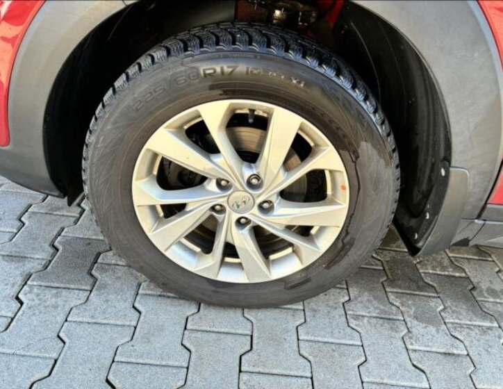Hyundai Tucson SUV / Terénní 1,6 l 100 kw