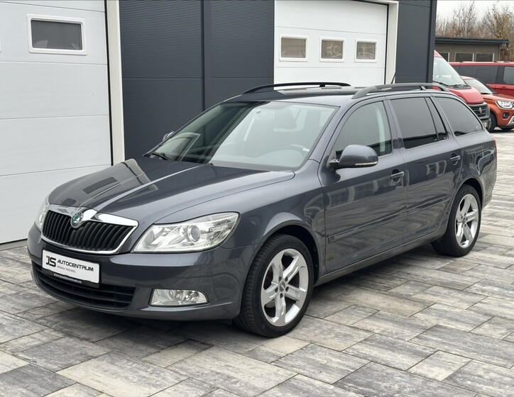 Škoda Octavia 10