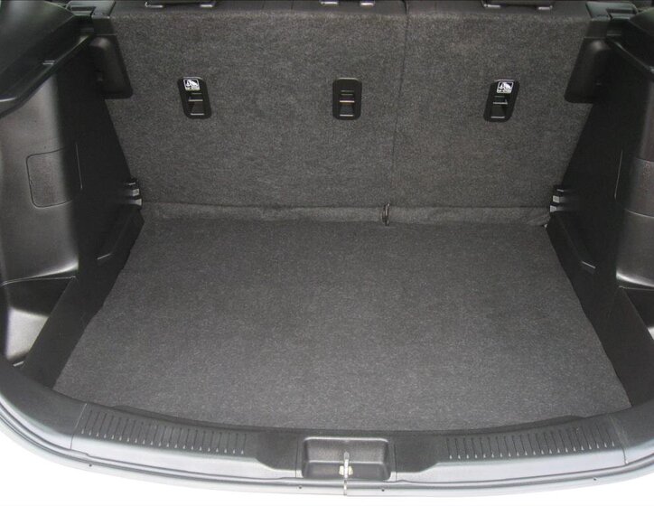 Suzuki S-Cross Hatchback 998,0 82 kw