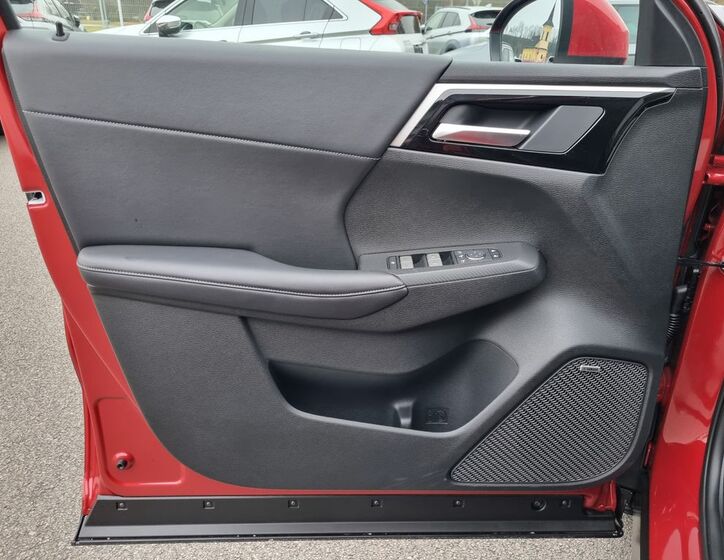 Mitsubishi Outlander 23