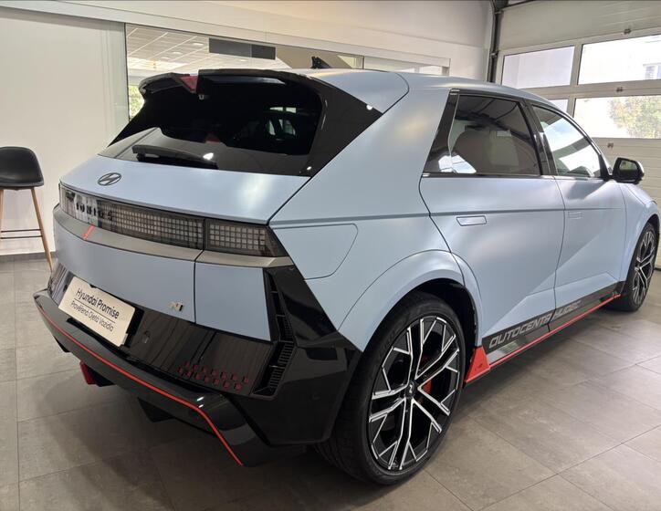 Hyundai IONIQ 42