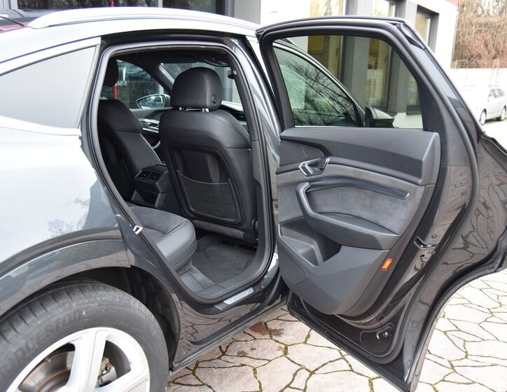 Audi e-tron SUV 0,0 300 kw