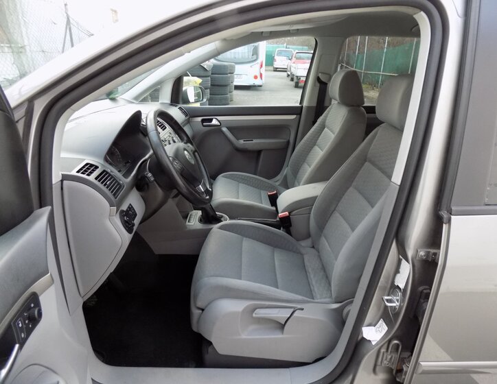 Volkswagen Touran Ostatní 2,0 l 103 kw