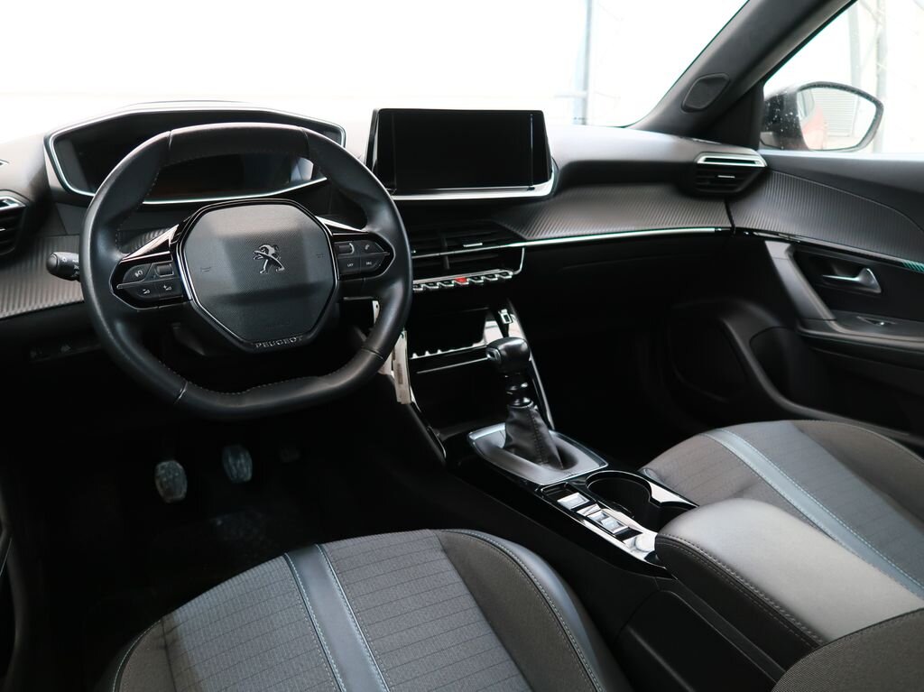 Peugeot 2008 SUV 1,2 l 74 kw