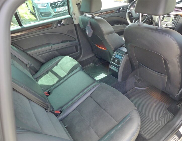 Škoda Superb 37
