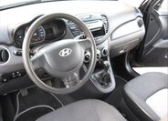Hyundai i10 12