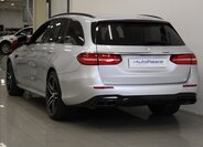 Mercedes-Benz Třídy E Kombi 4,0 l 450 kw