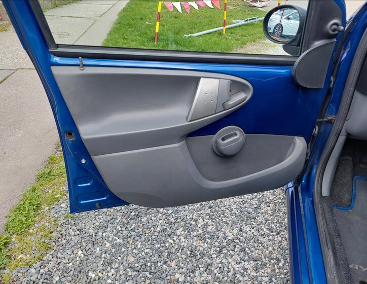 Toyota Aygo Hatchback 998,0 50 kw