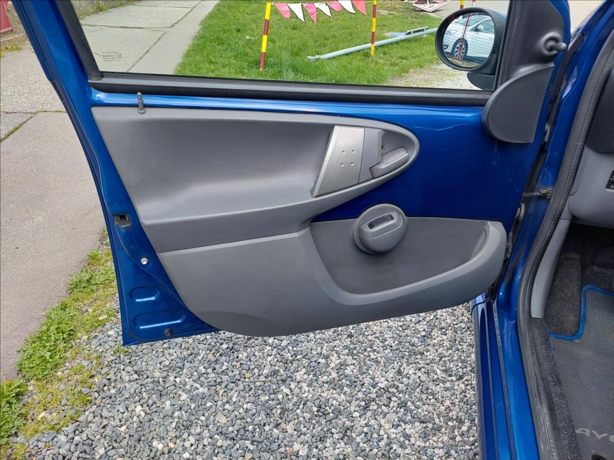 Toyota Aygo Hatchback 998,0 50 kw