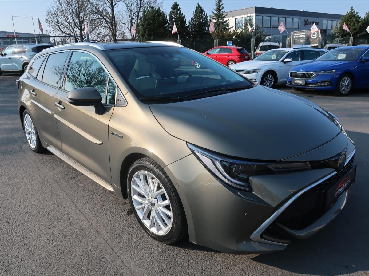 Toyota Corolla Kombi 2,0 l 132 kw