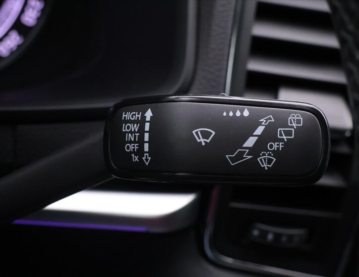 Škoda Karoq SUV / Terénní 999,0 85 kw