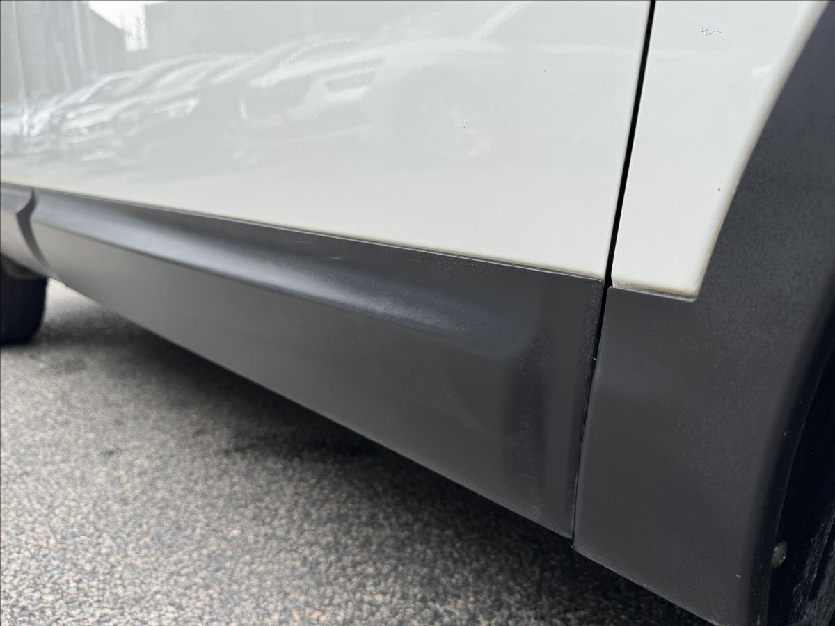 Nissan Qashqai SUV 1,5 l 76 kw