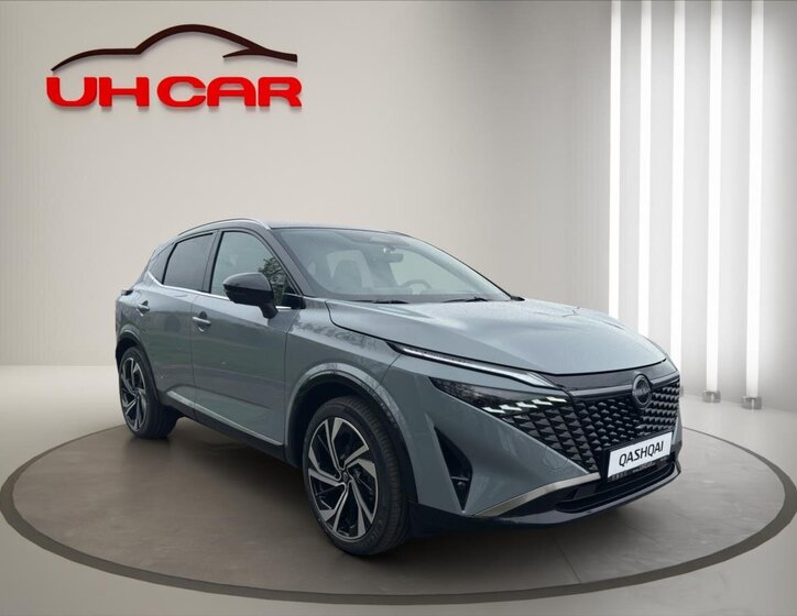 Nissan Qashqai SUV / Terénní 1,3 l 116 kw