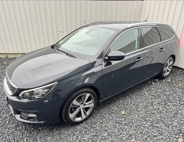 Peugeot 308 Kombi 1,5 l 96 kw