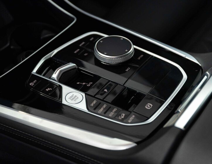 BMW X5 SUV / Terénní 3,0 l 219 kw