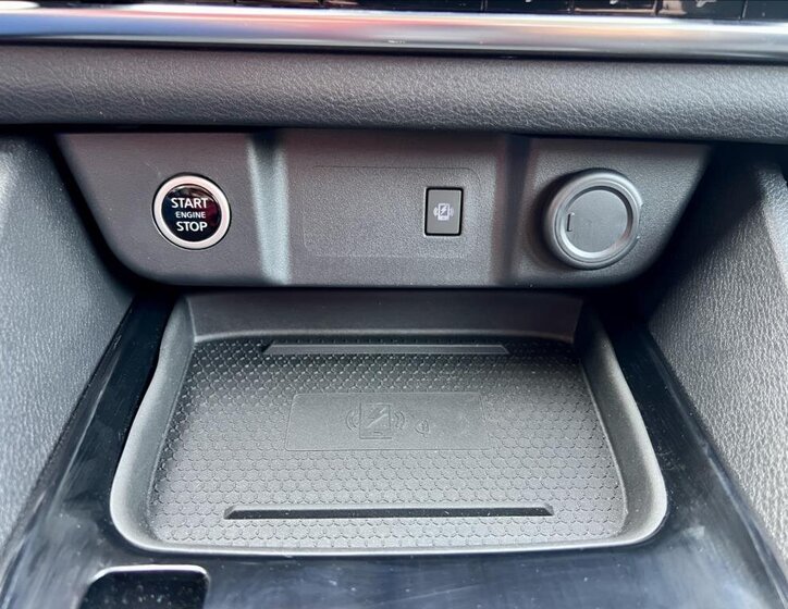 Nissan Qashqai SUV / Terénní 1,3 l 116 kw