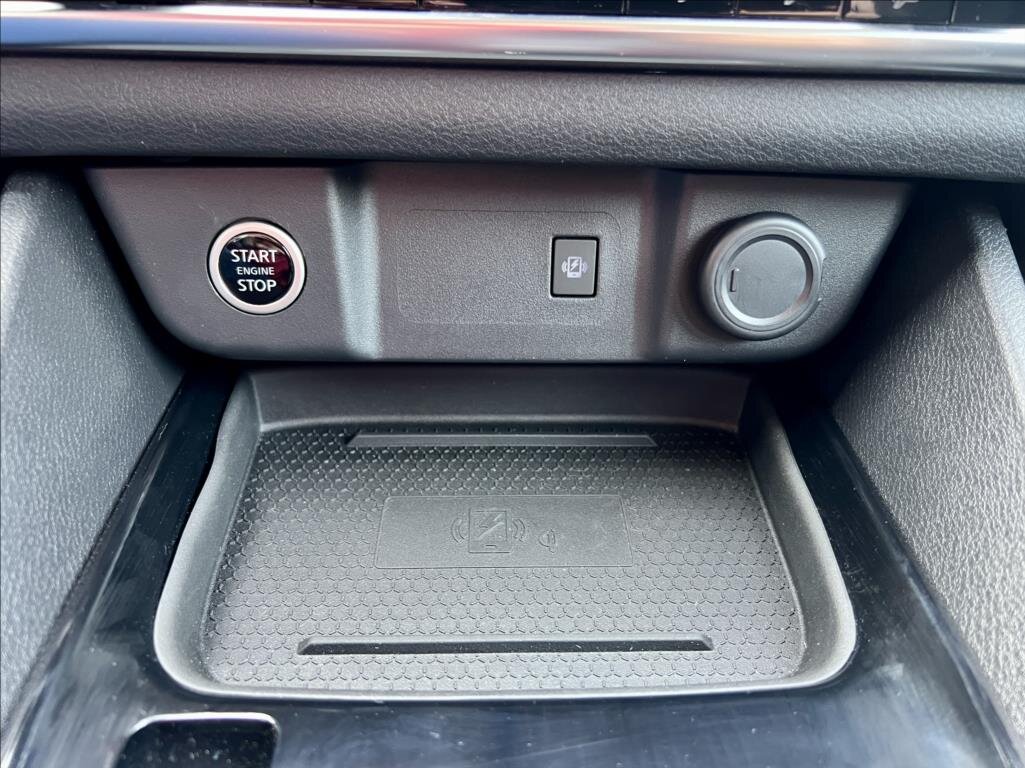 Nissan Qashqai SUV / Terénní 1,3 l 116 kw
