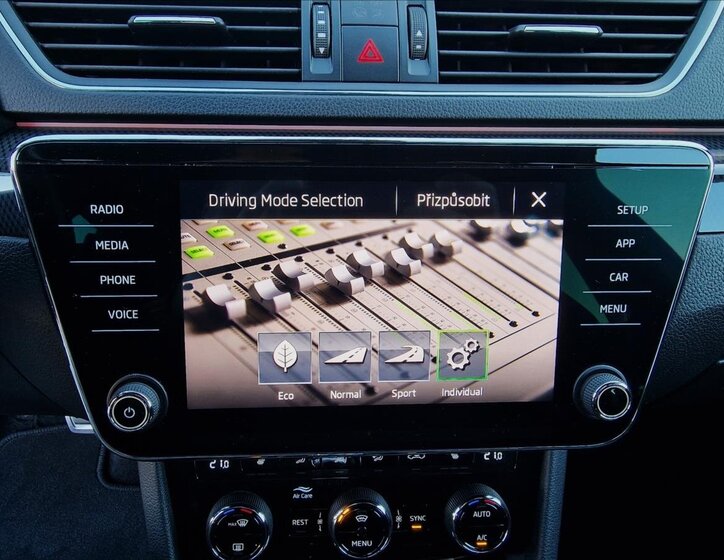 Škoda Superb Kombi 2,0 l 140 kw