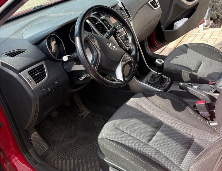 Hyundai i30 Kombi 0,0 73 kw