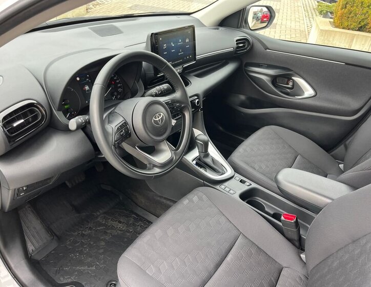 Toyota Yaris Hatchback 1,5 l 68 kw