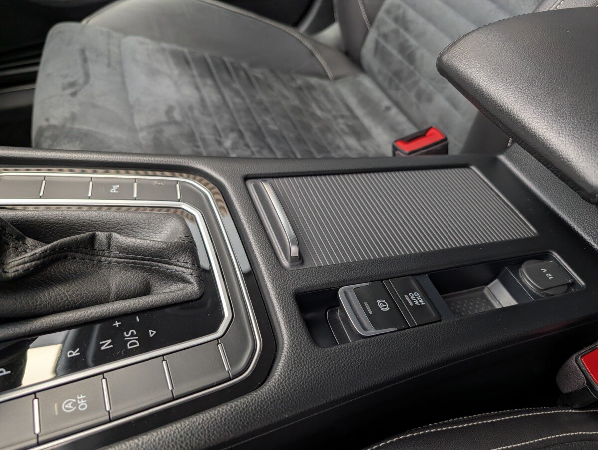 Volkswagen Passat Kombi 2,0 l 140 kw