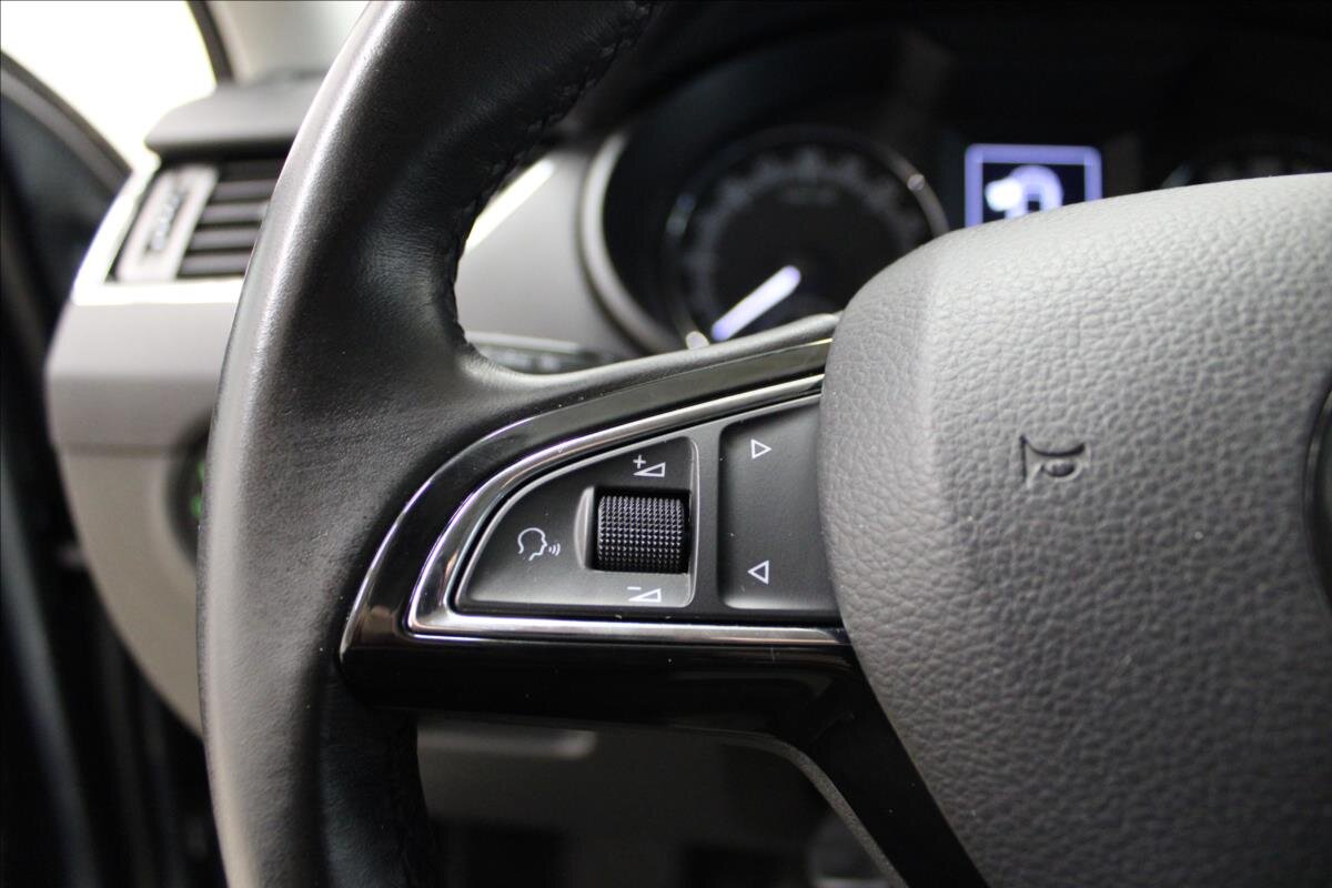 Škoda Octavia Sedan / Limuzína 1,6 l 85 kw