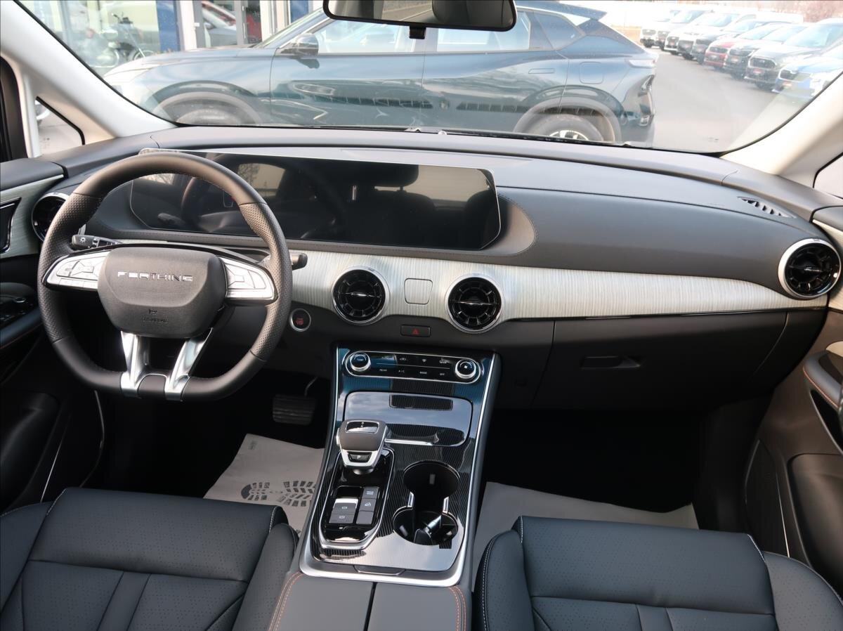 Dongfeng U-Tour MPV 1,5 l 130 kw