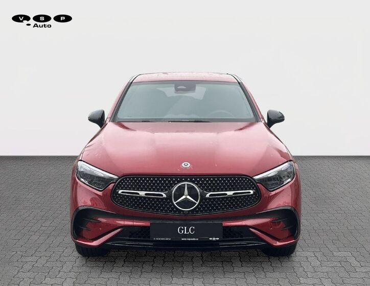 Mercedes-Benz GLC 8