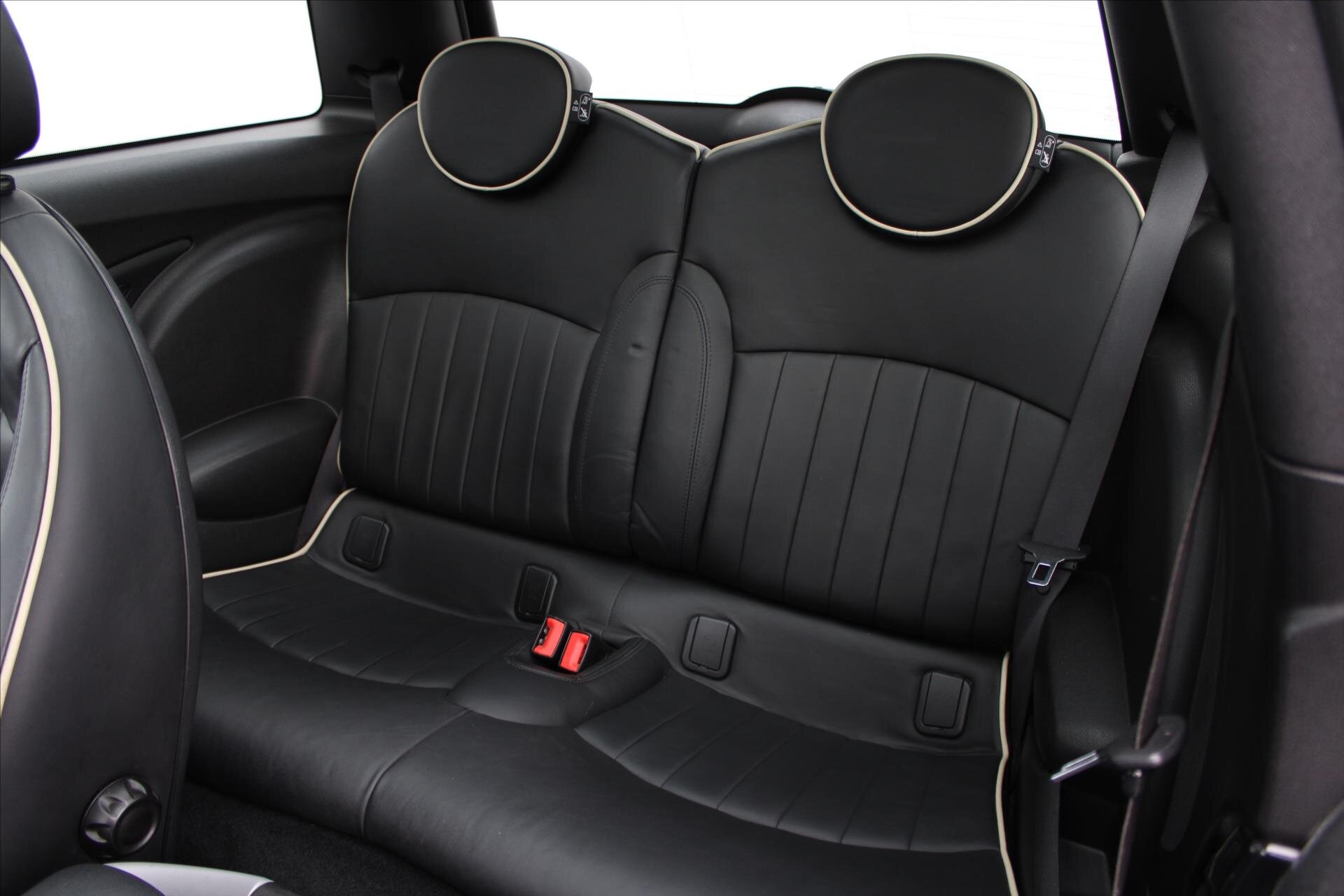 Mini Cooper S Hatchback 1,6 l 155 kw