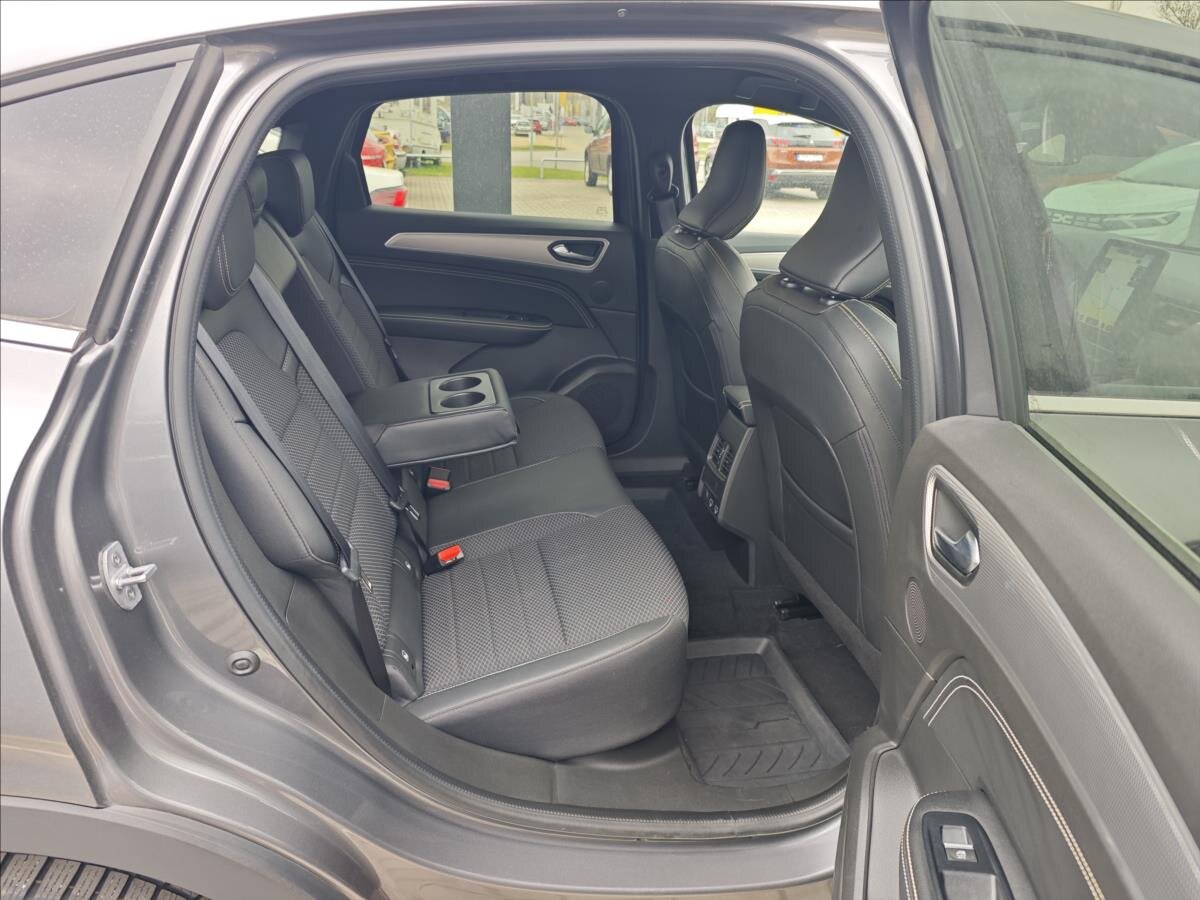 Renault Arkana SUV / Terénní 1,3 l 103 kw