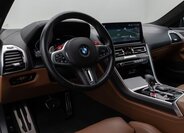 BMW M8 Kupé 4,4 l 460 kw