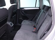 Volkswagen Tiguan 12