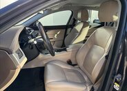 Jaguar XF Sedan / Limuzína 2,0 l 132 kw