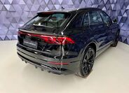 Audi Q8 7
