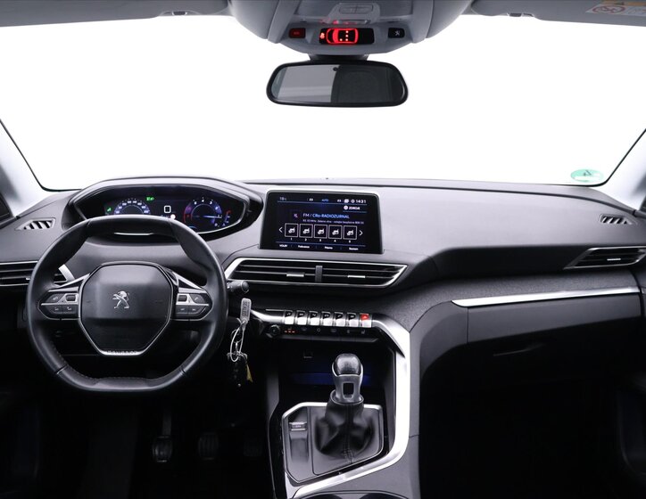 Peugeot 3008 SUV / Terénní 1,2 l 96 kw