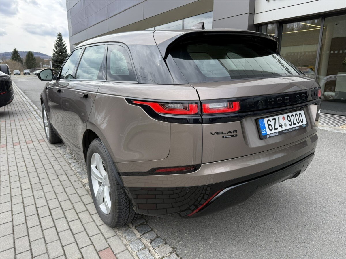 Land Rover Range Rover Velar SUV / Terénní 2,0 l 177 kw