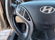 Hyundai i30 Kombi 1,6 l 99 kw