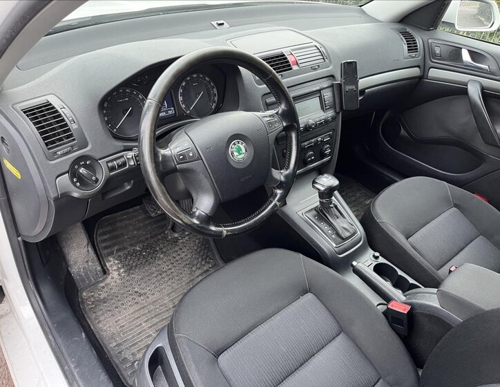 Škoda Octavia Sedan / Limuzína 1,6 l 75 kw