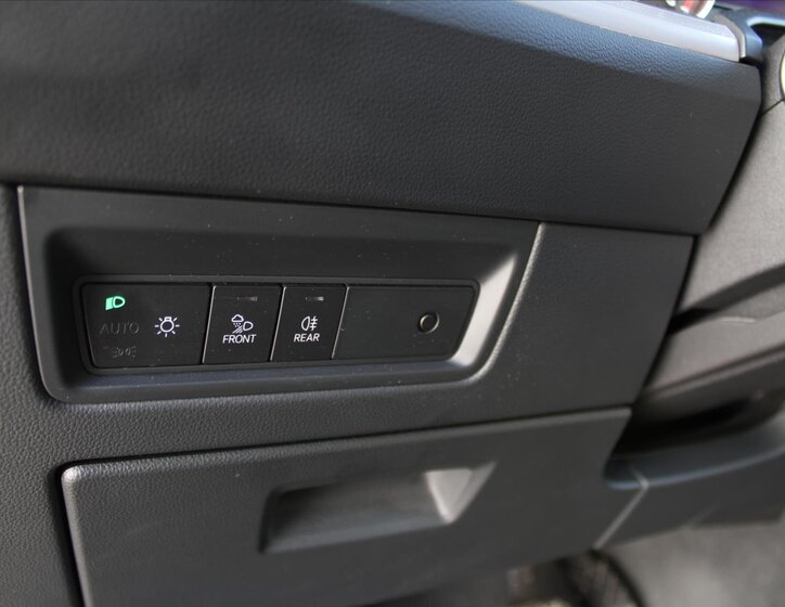 Volkswagen Touareg SUV / Terénní 3,0 l 170 kw