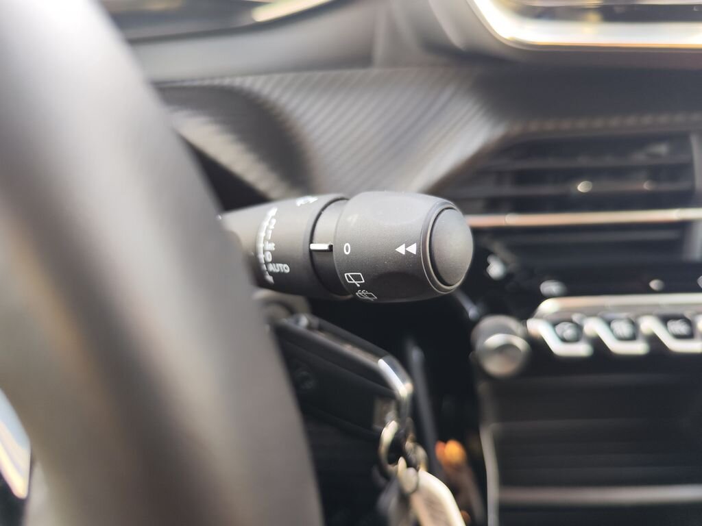 Peugeot 2008 Hatchback 1,2 l 74 kw