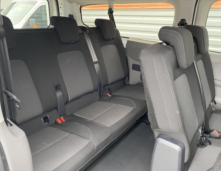 Volkswagen Transporter Kombi 2,0 l 125 kw