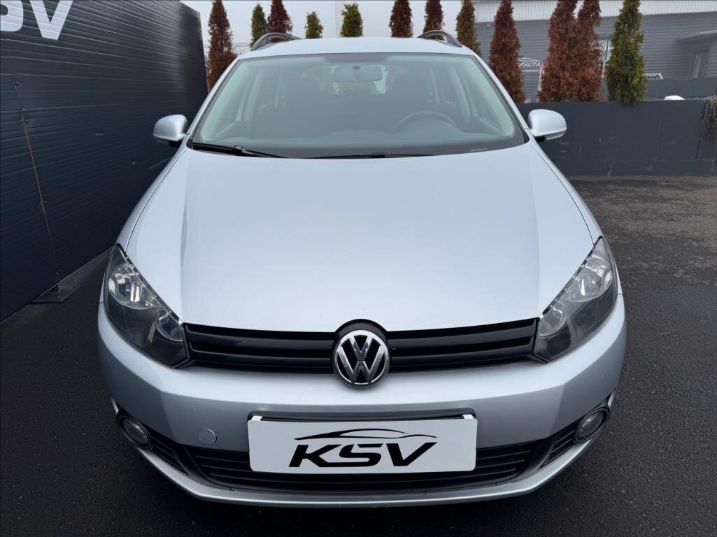 Volkswagen Golf Kombi 1,6 l 77 kw