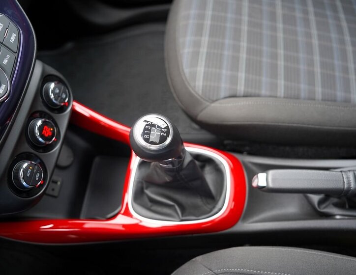 Opel Adam Hatchback 1,4 l 64 kw