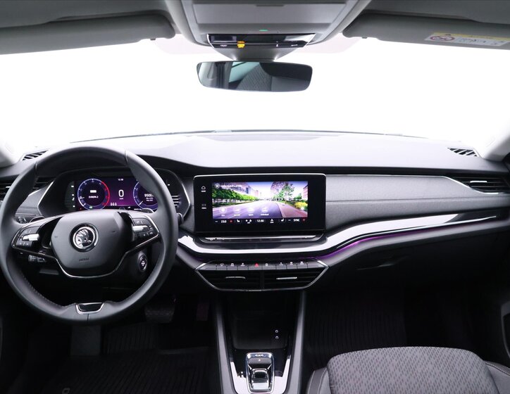 Škoda Octavia Sedan / Limuzína 2,0 l 110 kw