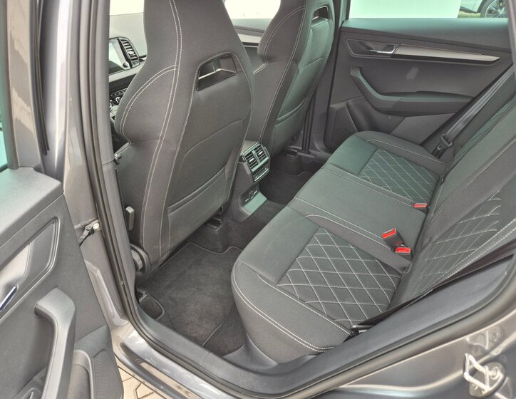 Škoda Karoq SUV / Terénní 1,5 l 110 kw