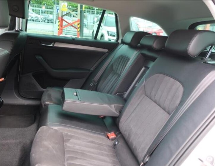 Škoda Superb Kombi 2,0 l 140 kw